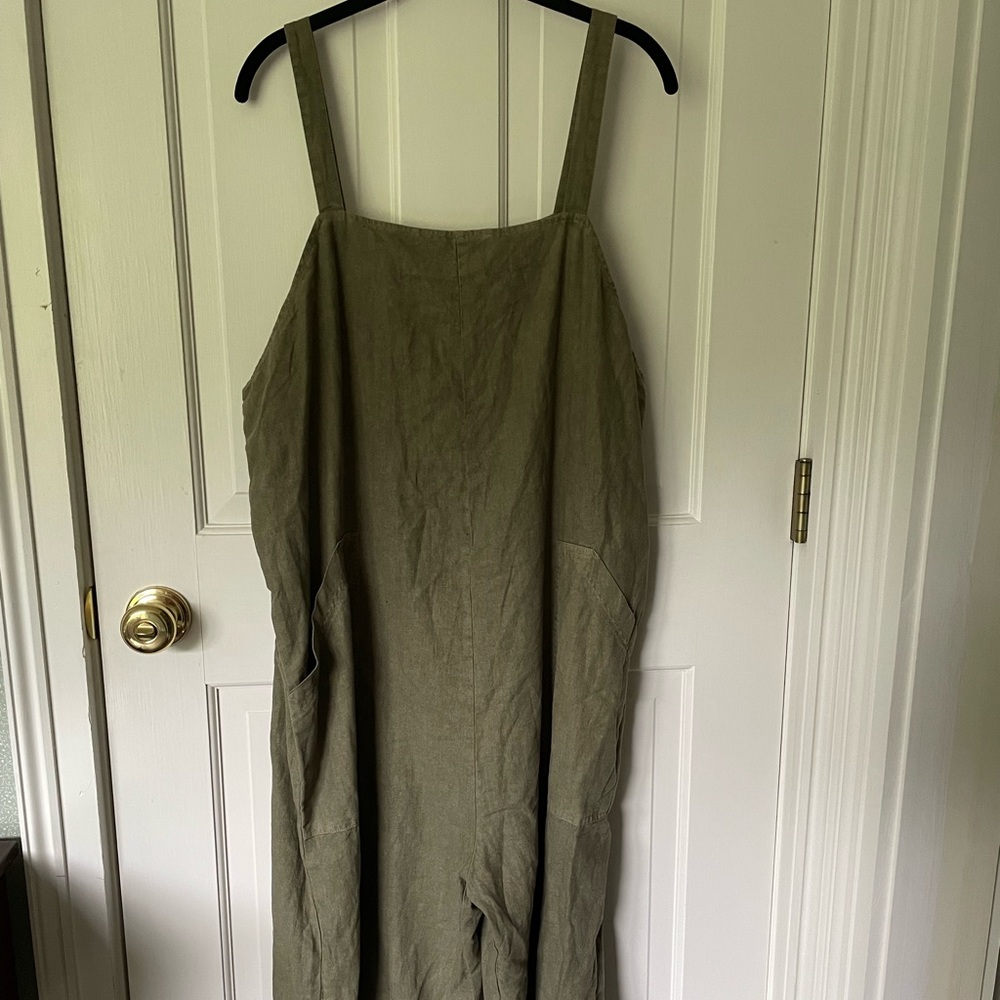 Universal Thread utility cropped jumpsuit,xl,olive green